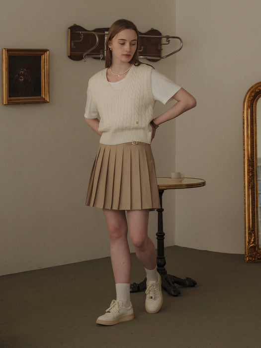 Tillidie Monica knit vest Ivory