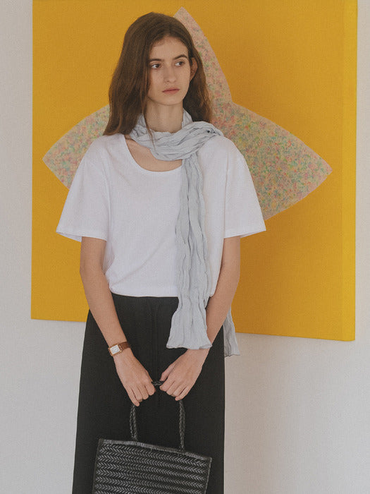 Tillidie U-Neck natural cotton T-shirt