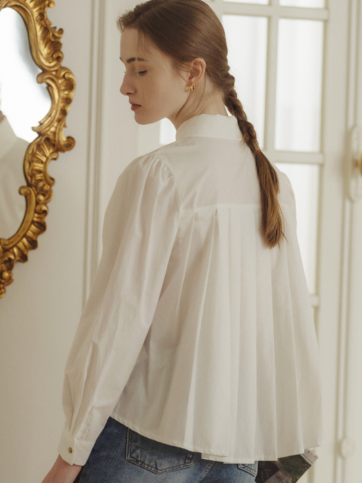 [TILLIDIE] Gold button point flare blouse(White)