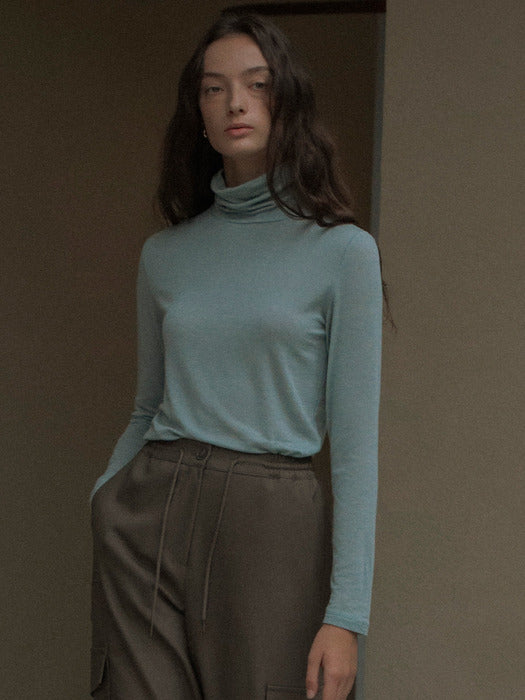 [TILLIDIE] Tencel wool blended sheer turtle neck(Skyblue)