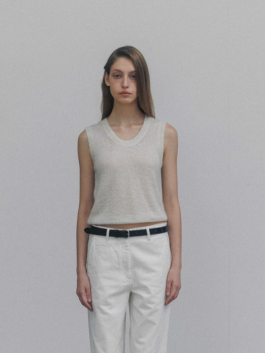 Carol u-neck vest (Ivory)