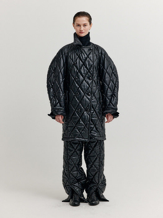 Eenk Xase Oversized Quilted Pea Coat - Black