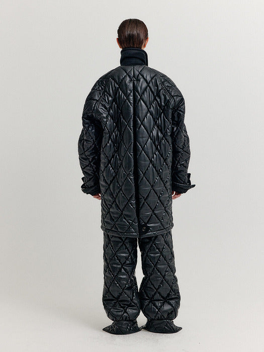 Eenk Xase Oversized Quilted Pea Coat - Black
