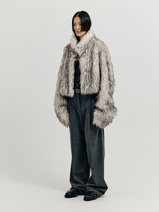 [EENK] Xhort Faux Fur Short Coat - Light Grey