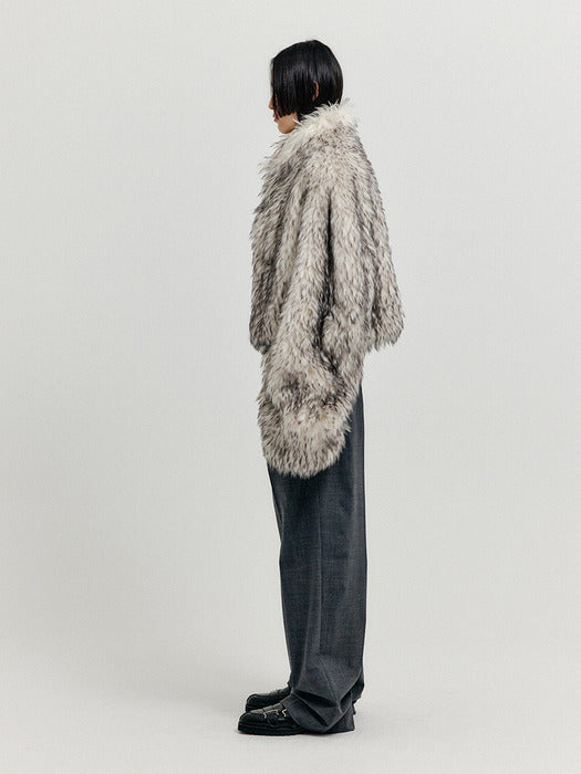 [EENK] Xhort Faux Fur Short Coat - Light Grey