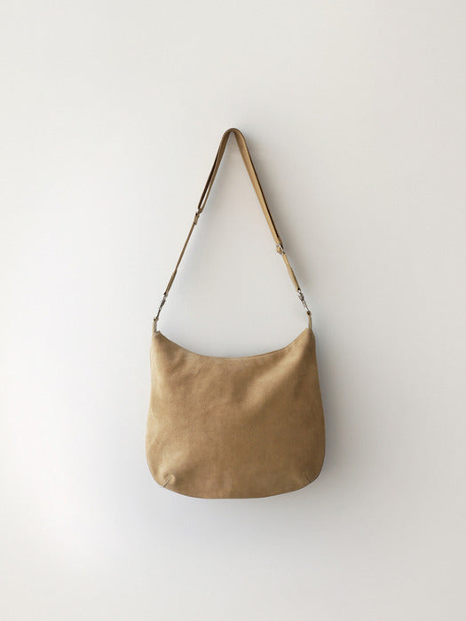 Nothing Written Balloon suede bag (Beige)