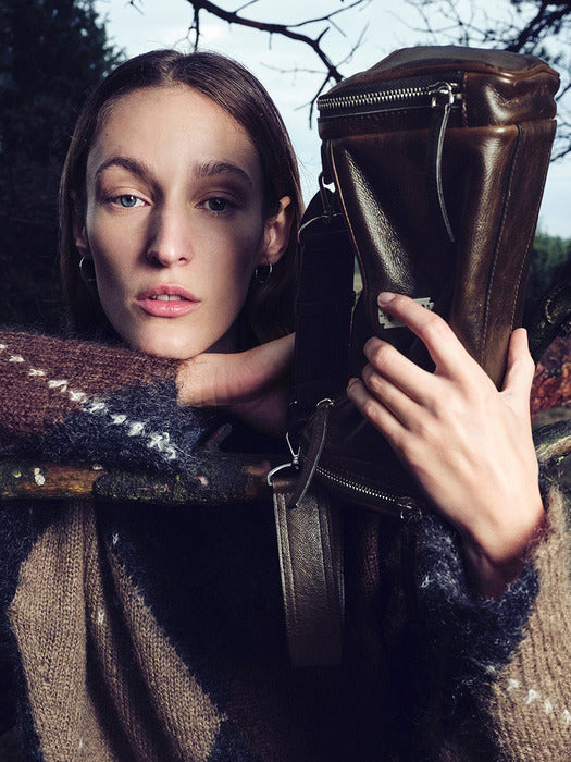 [vunque] Perfec Multi-Pocket Shoulder S (Small) Brown