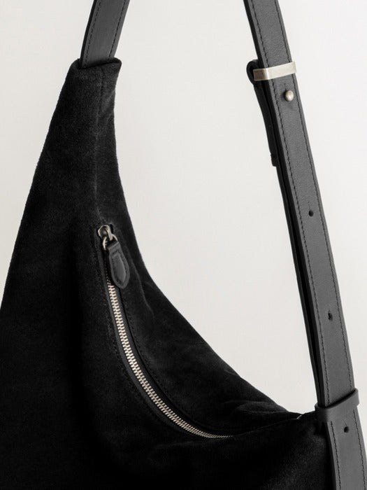 [moia] curved suede bag (black)