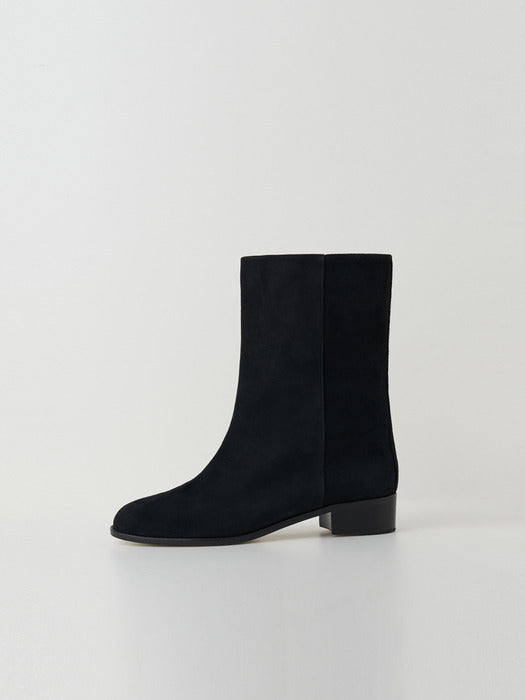 Shoes in black - Premium quality product image