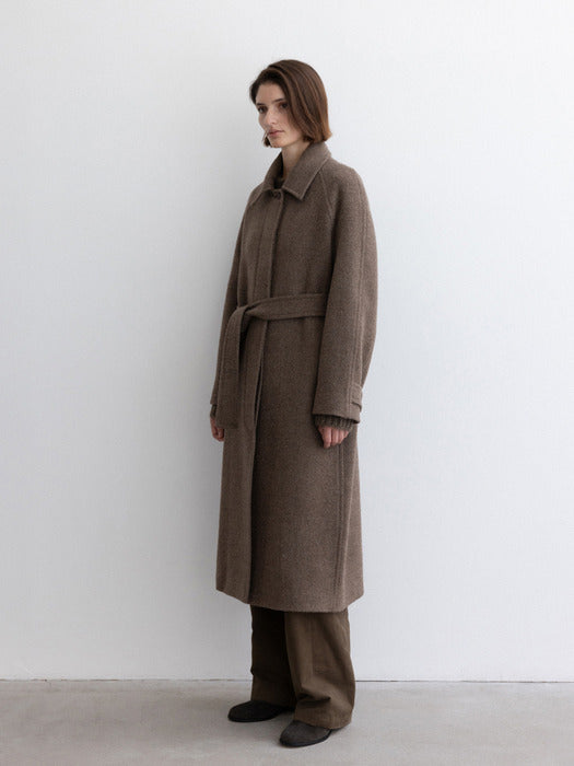 [moia] balmacaan coat (taupe)