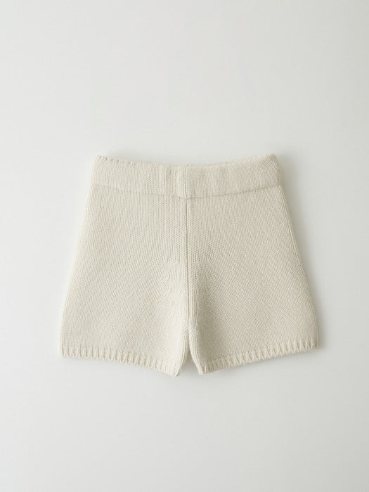 Nothing Written Knitted short pants (Ivory)