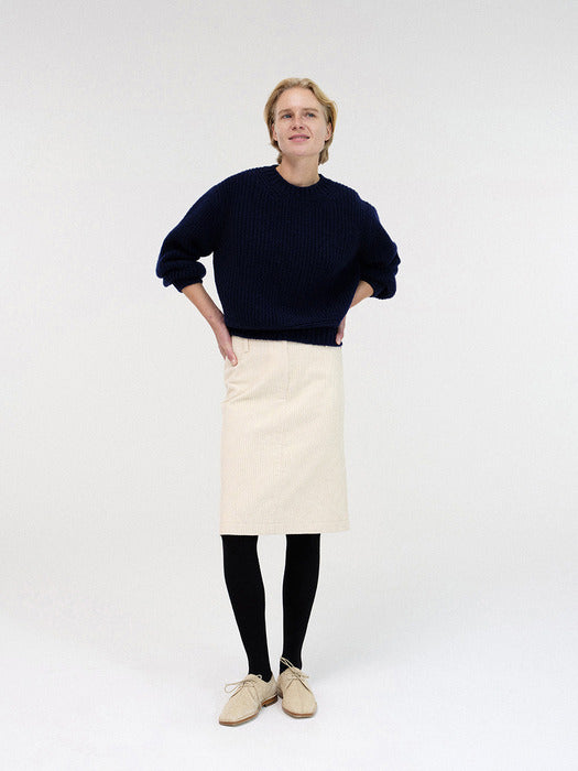 [nothing written] Corduroy h-line skirt (Cream)