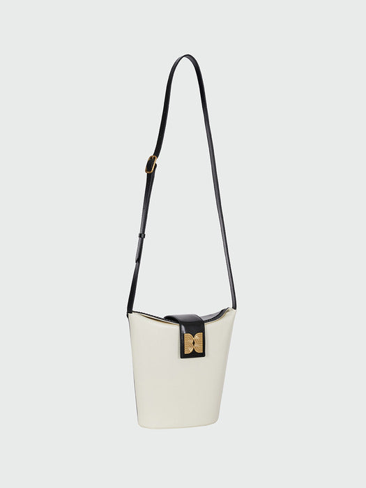 Eenk Hobart Folded Top Bucket Bag - Black/Ivory