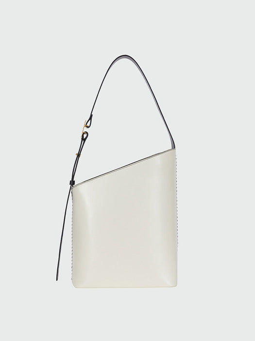 Eenk Halog Trapezoid Shoulder Bag - Cream/White