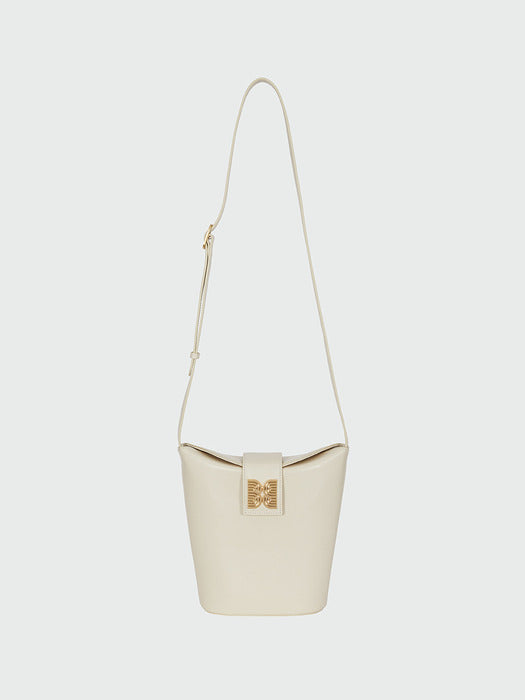 Eenk Hobart Folded Top Bucket Bag - Cream