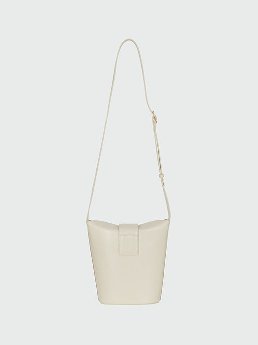 Eenk Hobart Folded Top Bucket Bag - Cream