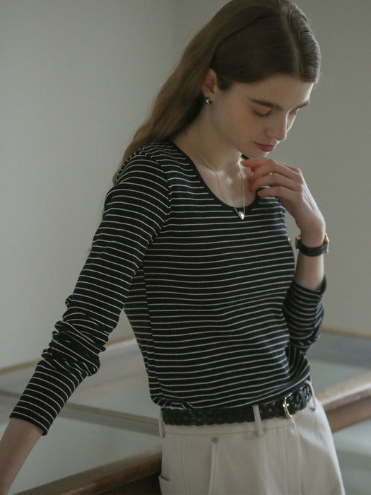[TILLIDIE] U-neck stripe soft t-shirt_Black
