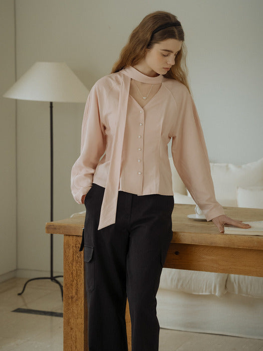 [TILLIDIE] Tied collar pearl button flare blouse_Pink