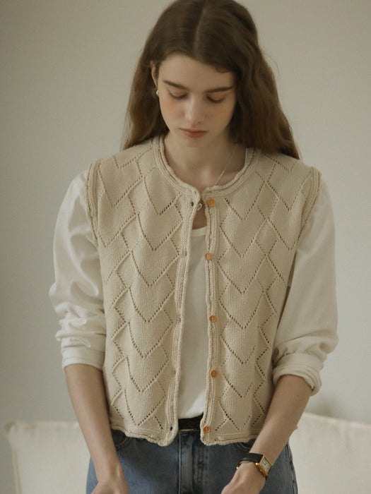 [TILLIDIE] Heart eyelet sleeveless vest_Beige