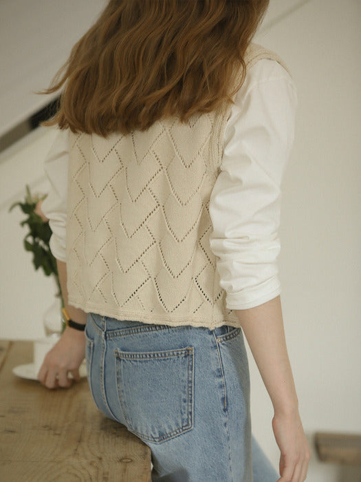 [TILLIDIE] Heart eyelet sleeveless vest_Beige