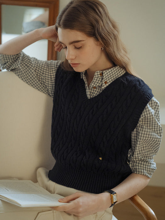 Tillidie Monica knit vest Navy