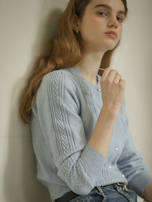 Tillidie Scallop cable cashmere blended cardigan Sky blue
