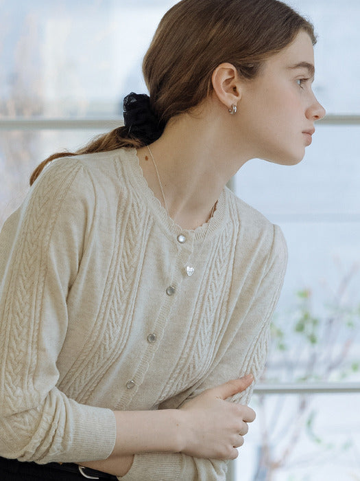 [TILLIDIE] Scallop cable cashmere blended cardigan_Oatmeal