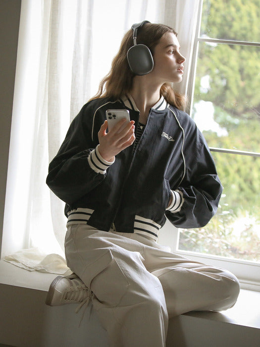 [TILLIDIE] Raglan sleeve logo baseball jumper_Black