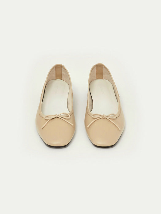 Kindersalmon Marais Ribbon Leather Flat Beige
