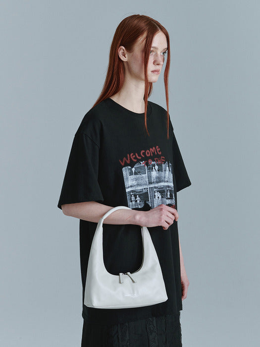 HOBO SHOULDER_cream glossy plain