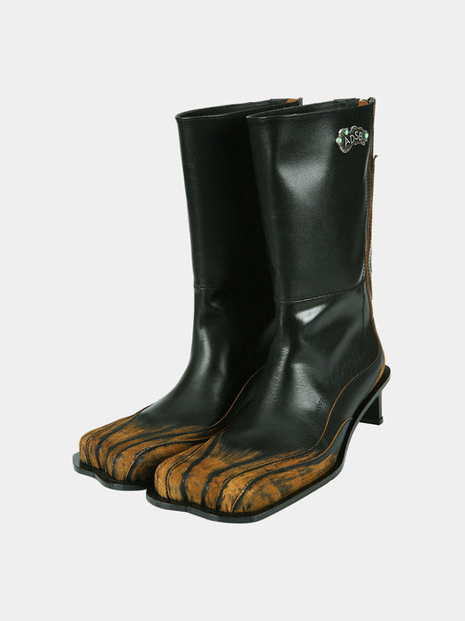 Shoes in black - Premium quality product image