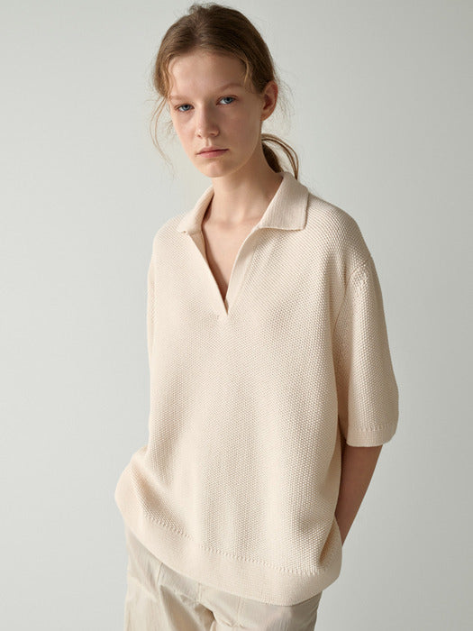 Facade Pattern Paper Collar Knitwear cream