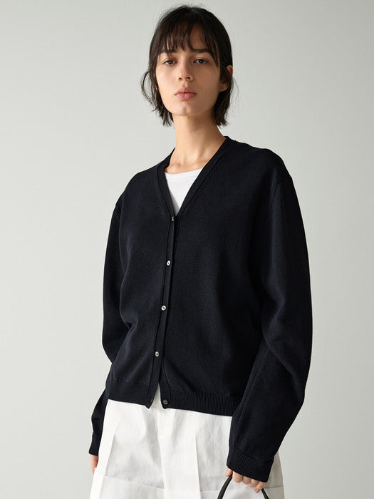 [facade pattern] Paper V-Neck Cardigan - Black