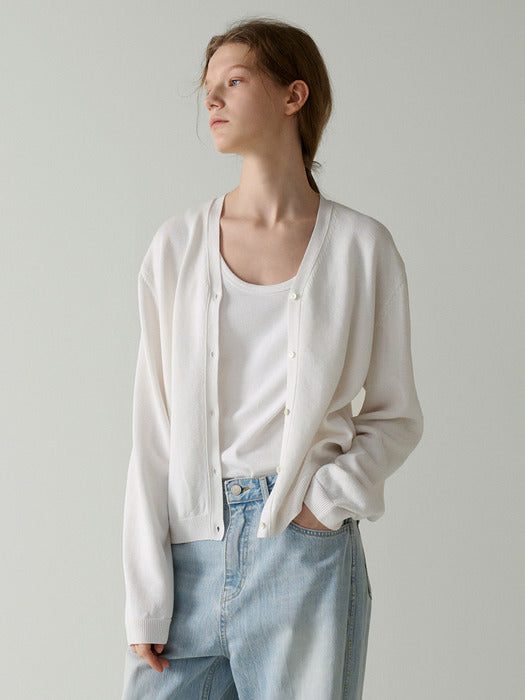 [facade pattern] Paper V-Neck Cardigan White