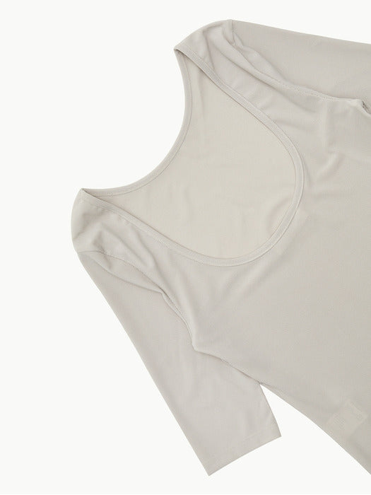 [amomento] BACK CUT OUT T-SHIRT (2 COLORS)