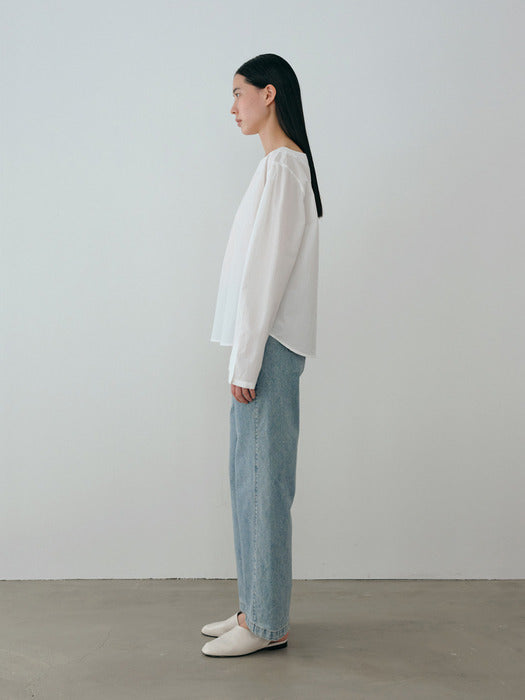 [moia] curved denim (light indigo)