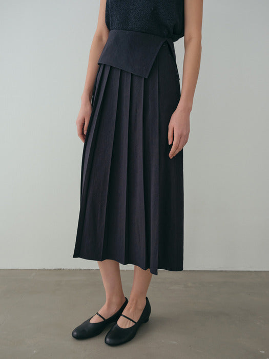 Clothing in navy - Premium quality product image