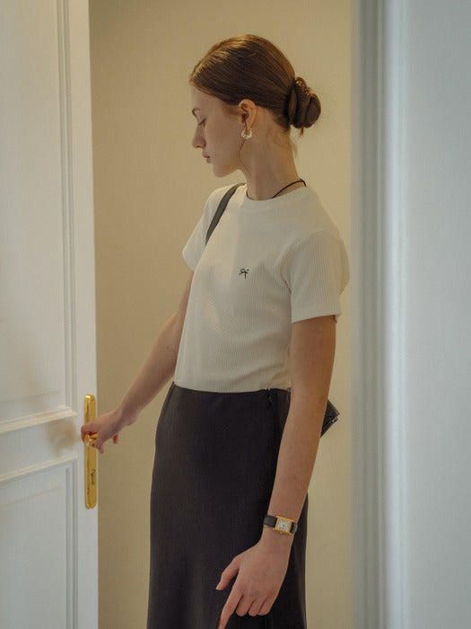 [TILLIDIE] Ribbon Embroidery half sleeve ribbed t-shirt_Ivory