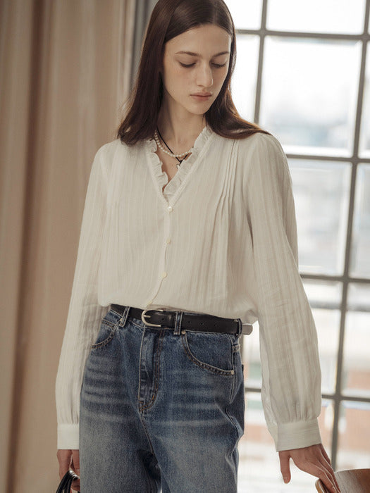 Tillidie Race texured frill blouse Ivory