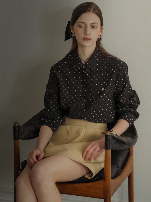 [TILLIDIE] Pin dot heart detail shirt_Black