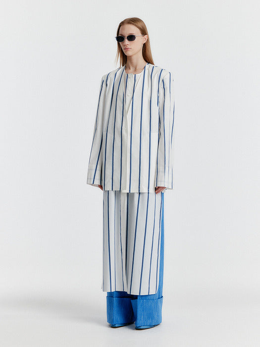 Eenk Yasmin Round-neck Long Jacket - White