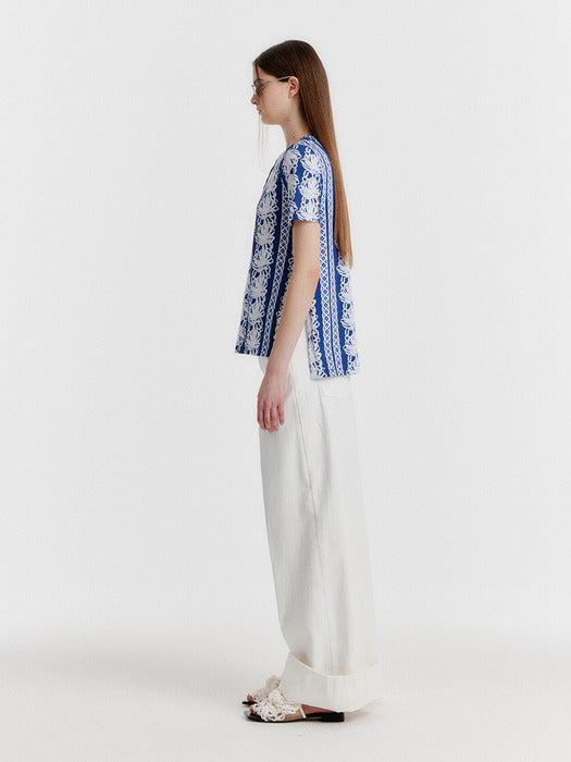 Eenk Yit Lace-printed Slit T-shirt - Blue