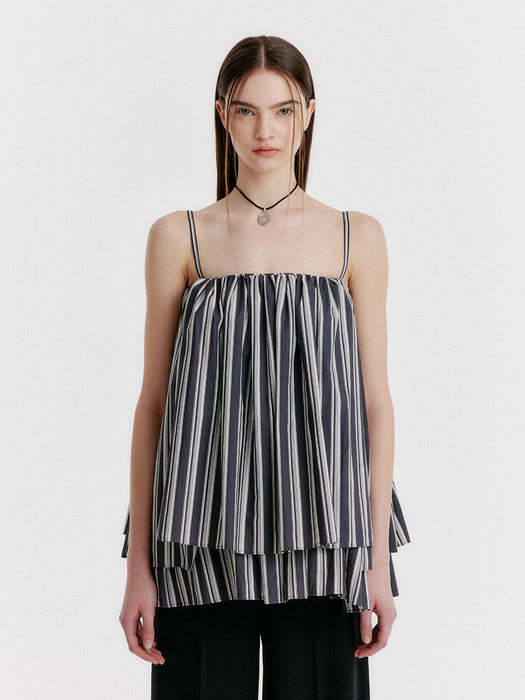 Eenk Yael Lace-printed Volume Top - Black