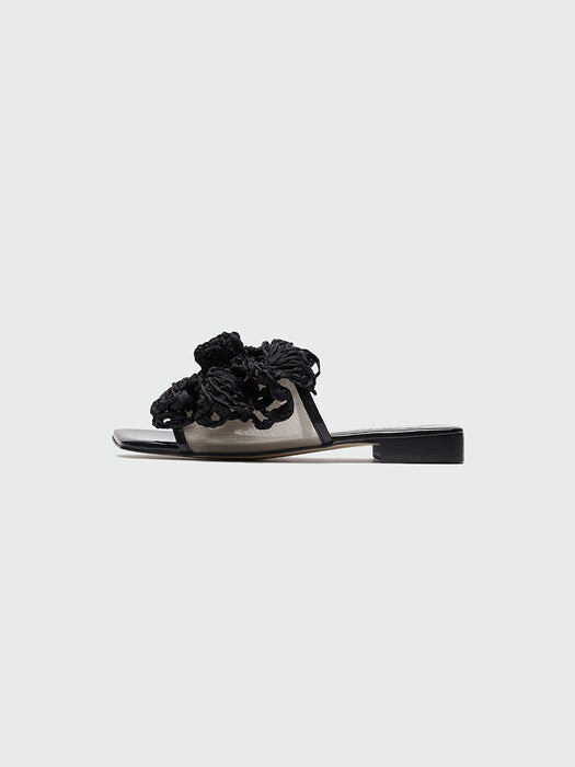 Eenk Yorsa Flower Corsage Sandals - Black