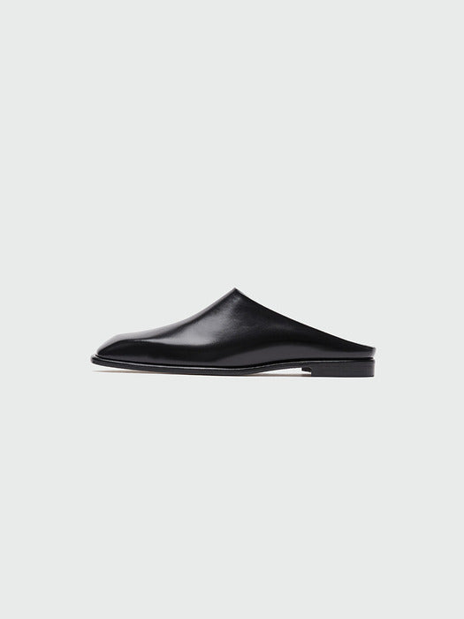 Eenk Ycop Square-toe Flat Mules - Black