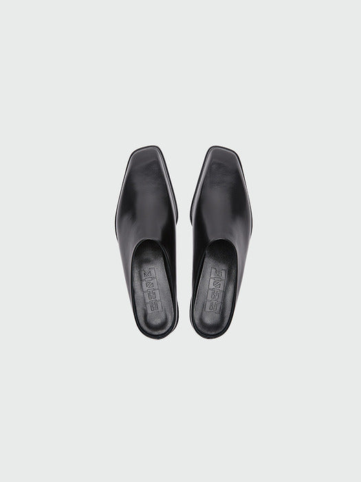 Eenk Ycop Square-toe Flat Mules - Black