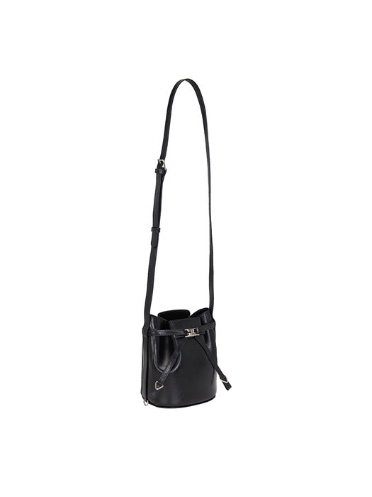 Perfec Fortune Basket Shoulder Piccolo (퍼펙 포춘 바스켓 숄더 피콜로) Black