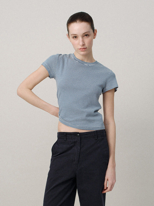 [nothing written] 90s t-shirt (Stripe blue)