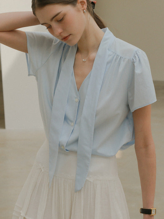 [TILLIDIE] Tie collar shirring short sleeve blouse_Sky blue