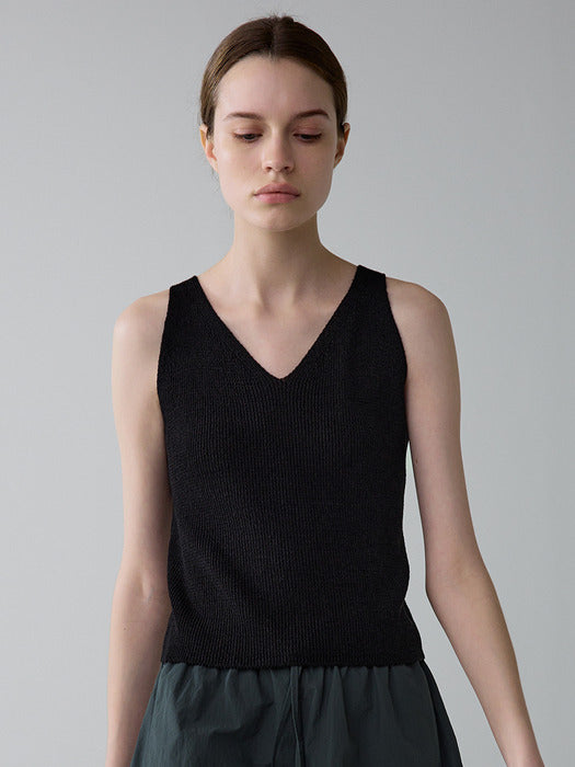 [facade pattern] Paper Knit Top - Black